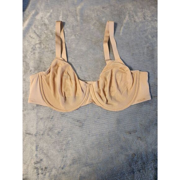 Skims Women's No Show Molded Unlined Demi Bra 42DD - Picture 1 of 3